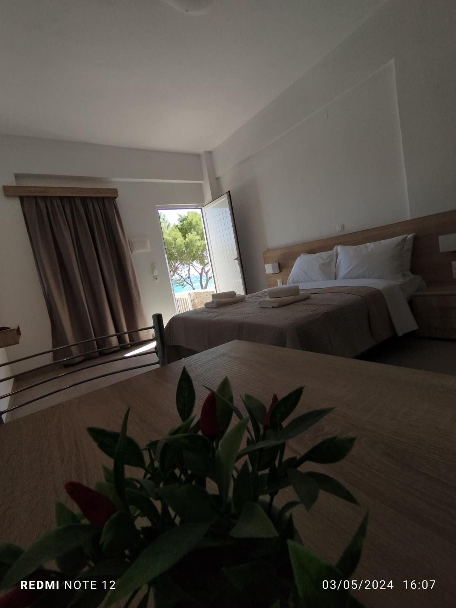Votsalo Studios & Apartment Frangocastelo Luaran gambar