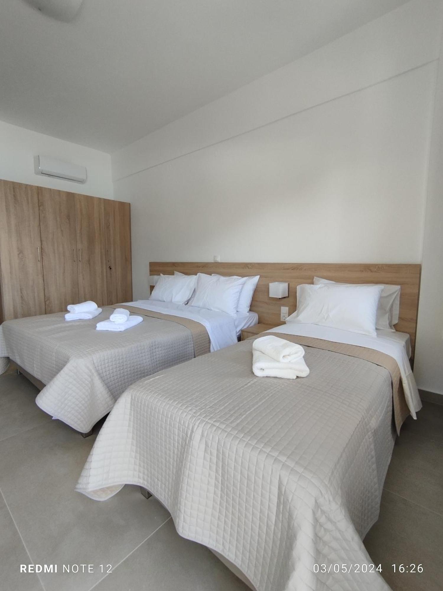 Votsalo Studios & Apartment Frangocastelo Luaran gambar